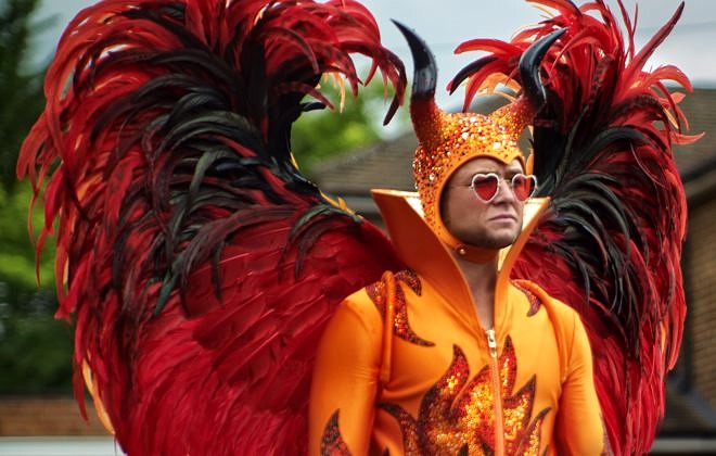 “Rocketman” narra os conflitos de Elton John com sua homossexualidade