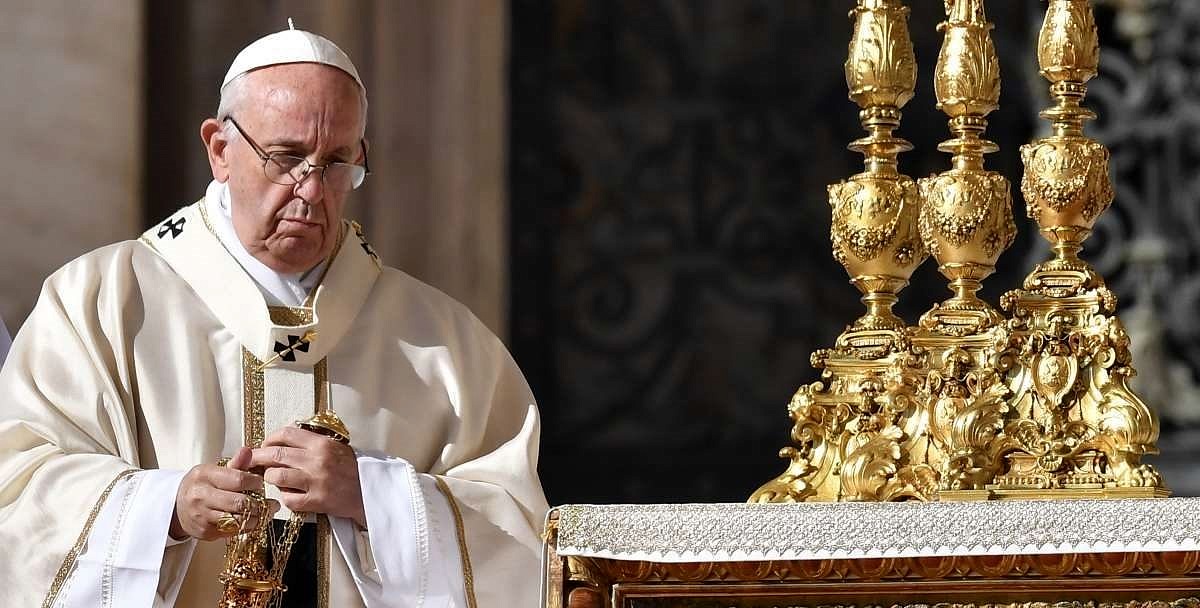 Vaticano afirma que pessoas trans “aniquilam o conceito da natureza” (Foto: AFP)