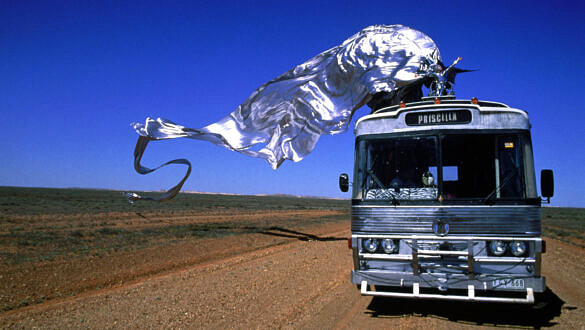 Como "Priscila, a Rainha do Deserto" continua um clássico 25 anos depois