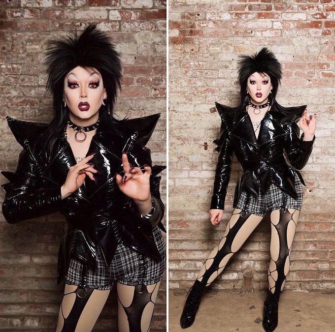 Inspirada por scream queens dos clássicos de terror e desenhos animados, Aiden Zhane conseguiu construir uma base de fãs sem sair de casa, se montando no quarto e usando o Instagram para divulgar looks e maquiagens