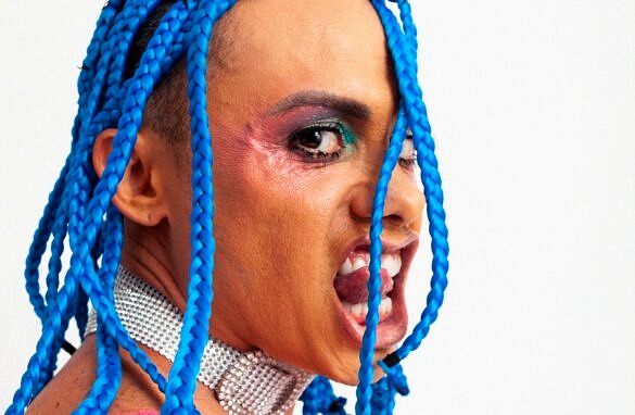 Silvero Pereira fotografado por Rafael Monteiro para a 7ª edição da Revista Híbrida: "Movimento"