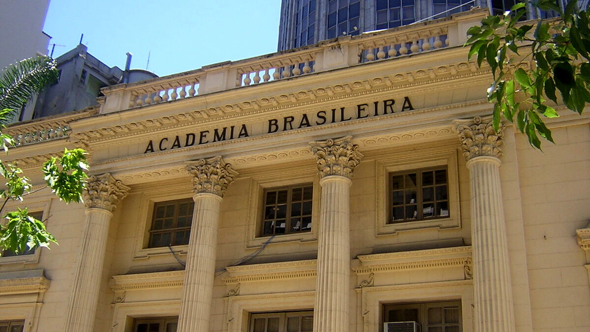 ‘Homoparental’ e ‘sororidade’ entram oficialmente no vocabulário do Brasil