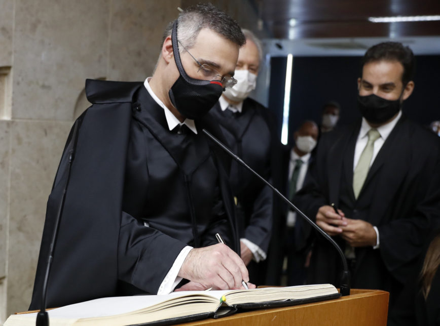 André Mendonça, o "terrivelmente evangélico", tomou posse no Supremo Tribunal Federal nesta quinta (Foto: Felipe Sampaio/STF)