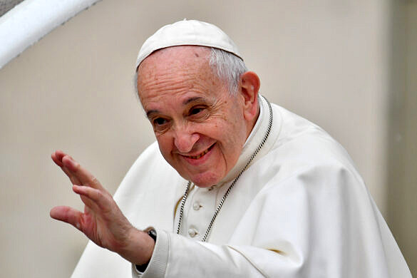 Papa Francisco defende que pais "apoiem filhos gays" em novo pronunciamento (Foto: Andreas Solaro | AFP)