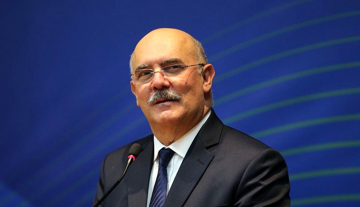 O ministro da Educação, Milton RIbeiro, disse em entrevista que gays são frutos de "famílias desajustadas" (Foto: Fábio Rodrigues Pozzebom | Agência Brasil)