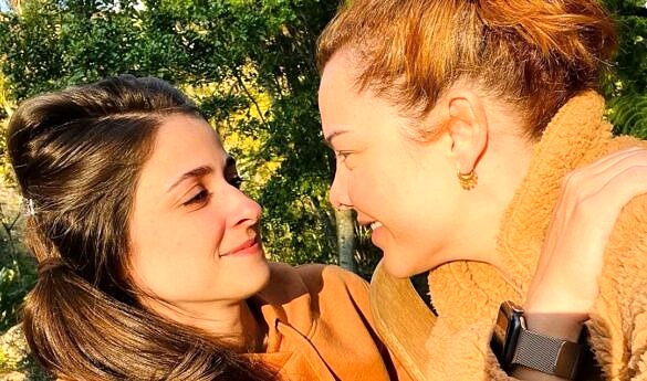 Fernanda Souza publicou declaração para a namorada Eduarda Porto (Foto: Reprodução Instagram)