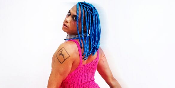 Silvero Pereira fala sobre a nova abordagem à história de Zaqueu no remake de "Pantanal" (Foto: Rafael Monteiro | Revista Híbrida)