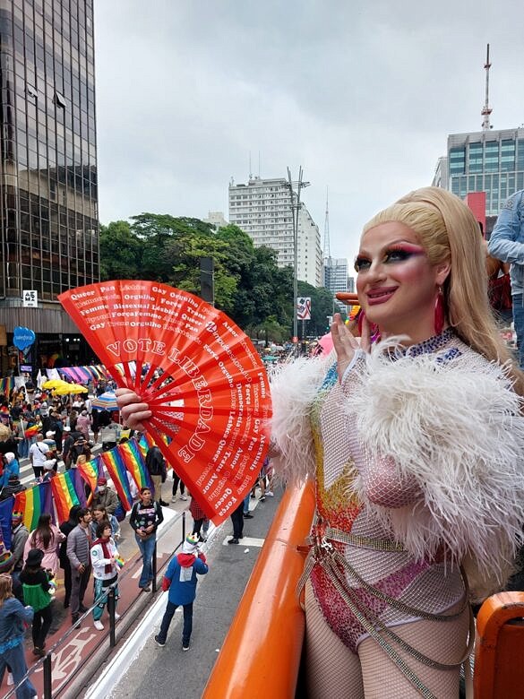 Tiffany Bradshaw parada na pose (Foto: João Ker | Revista Híbrida)