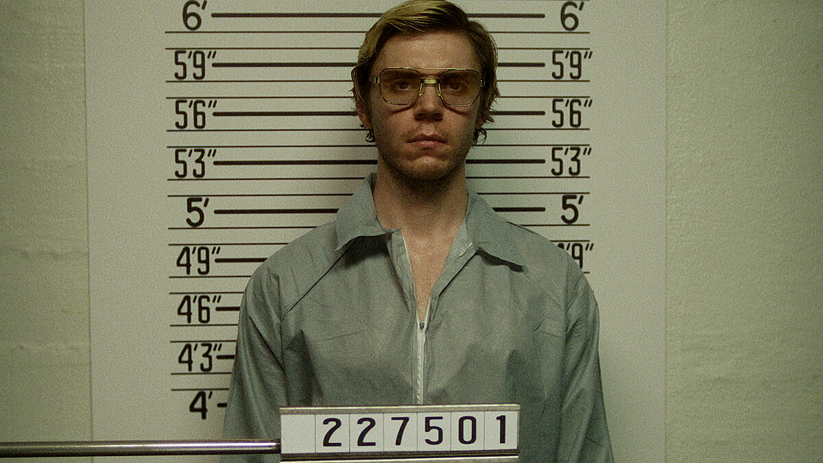 Jeffrey Dahmer: série da Netflix renova fãs do serial killer