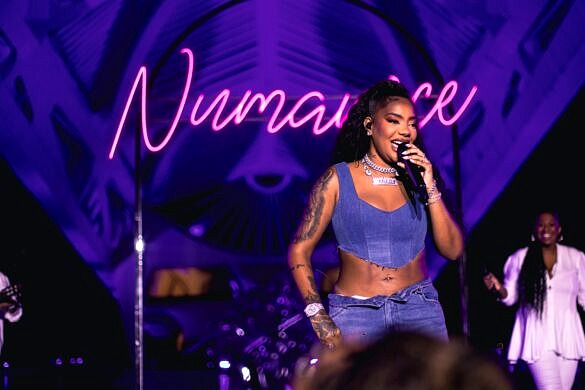 Ludmilla anuncia turnê em cruzeiro do projeto Numanice [Foto: Diego Padilha/Reprodução]