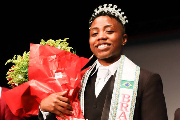 Acan Simões, vencedor da segunda edição do Mister Brasil Trans [Foto: @ursopretodafavela/@casadoursocomunica]