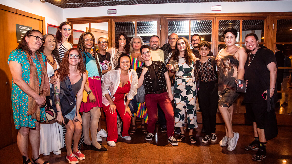 Renata e a Casa Nem [Foto: Danilo Galvão / Nereu Jr]