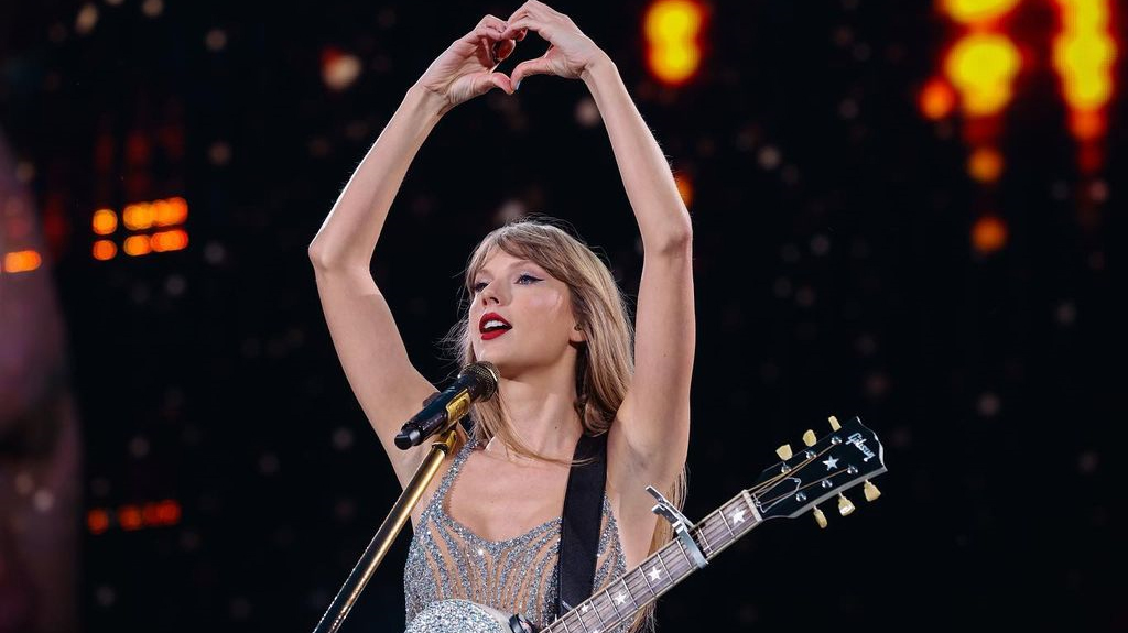 Taylor Swift critica avanço de leis anti-LGBTQIA+ nos EUA: "É doloroso para todos" [Foto: Instagram/Getty Images]