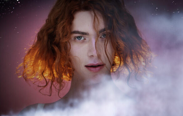 “SOPHIE”: álbum póstumo é prova do legado inegável que a artista deixou no pop